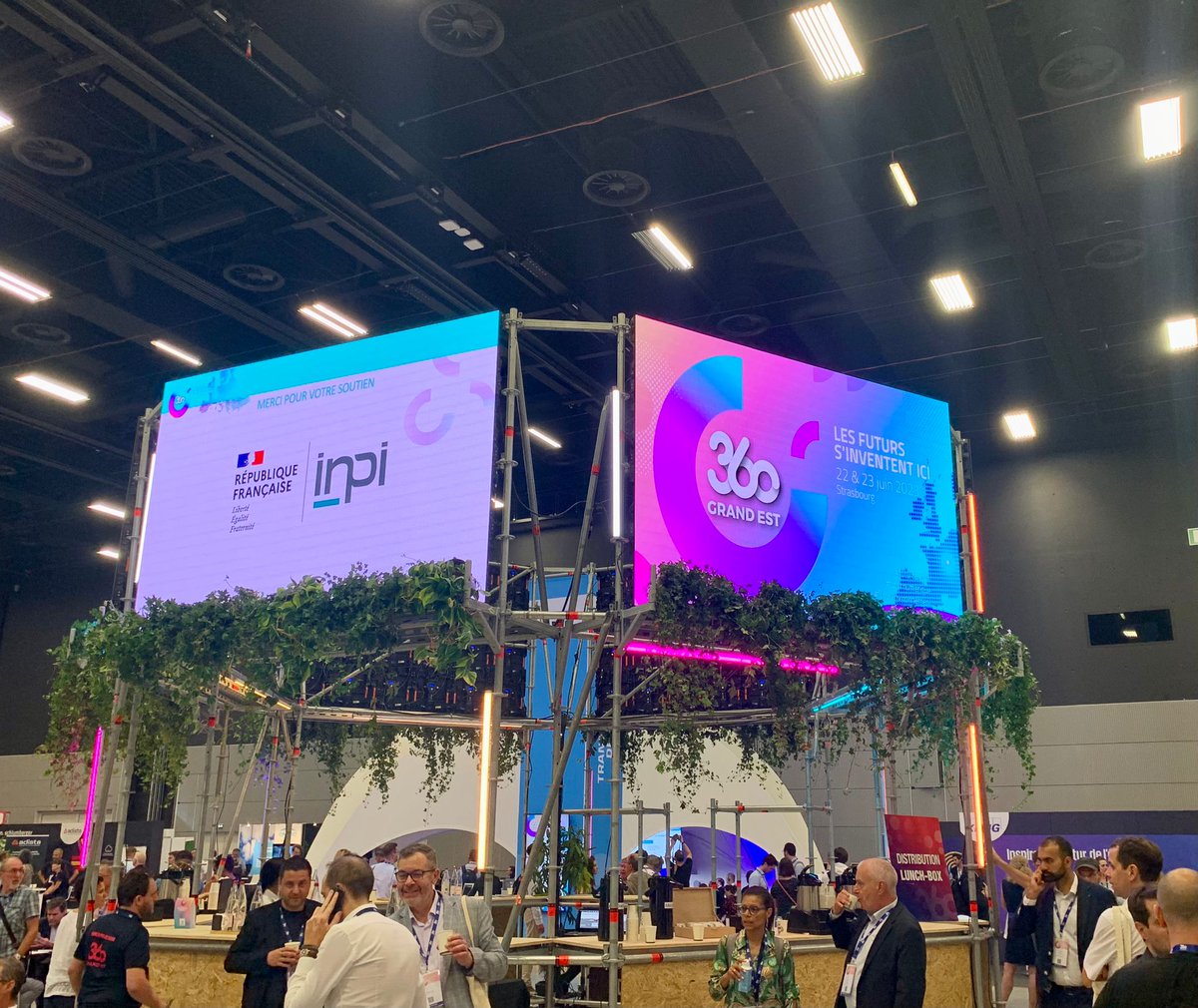 Bernard Magrez Start-Up Win (@bmstartupwin) on Twitter photo L'équipe BM Start-Up Win de Strasbourg est sur place au <a href="/360GrandEst/">360 Grand Est</a>, le salon incontournable de l'#innovation et de la transformation digitale en Grand Est ! #360GrandEst L'équipe BM Start-Up Win de Strasbourg est sur place au <a href="/360GrandEst/">360 Grand Est</a>, le salon incontournable de l'#innovation et de la transformation digitale en Grand Est ! #360GrandEst