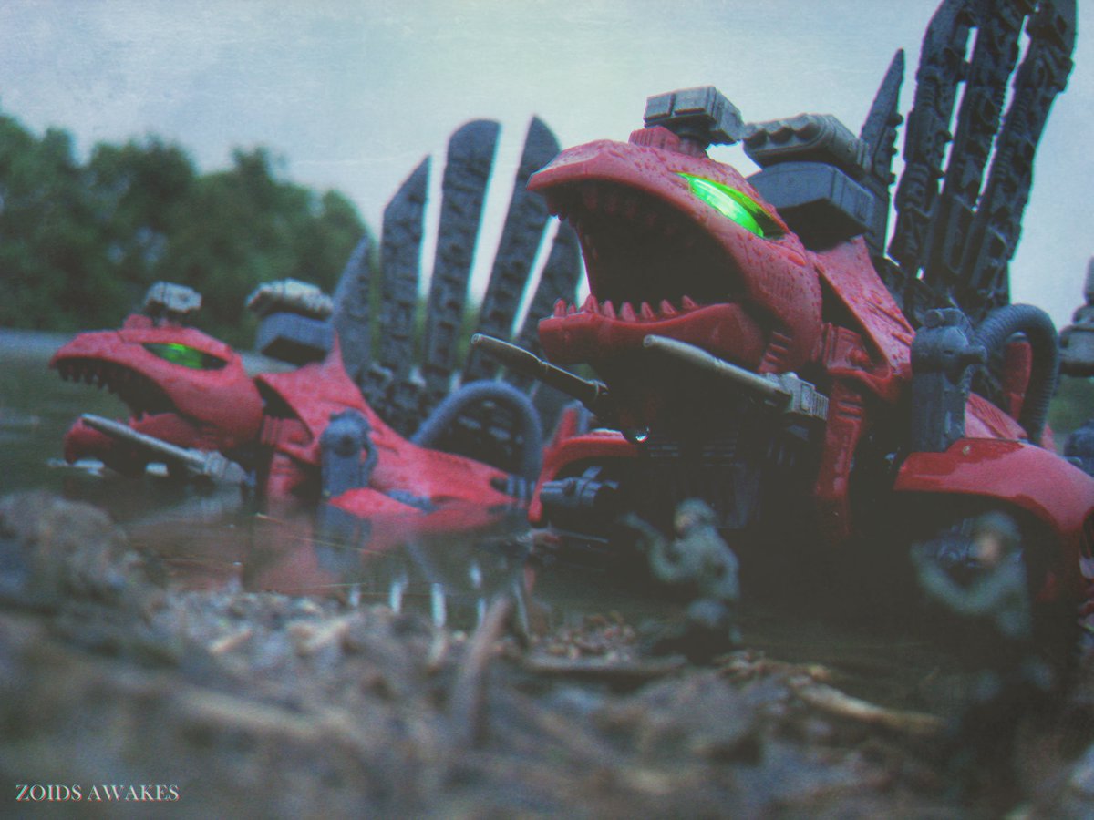 F2_zoids's tweet photo. 水田撮影はいいぞぉ　#ZOIDS #ゾイド https://t.co/tCs0cXBeeG