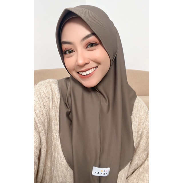 Cek KENAN - HIJAB BERGO HAMIDAH JERSEY //  DZEVADA dengan harga Rp24.885. Dapatkan di Shopee sekarang! shope.ee/1ArywAT2vo?sha…