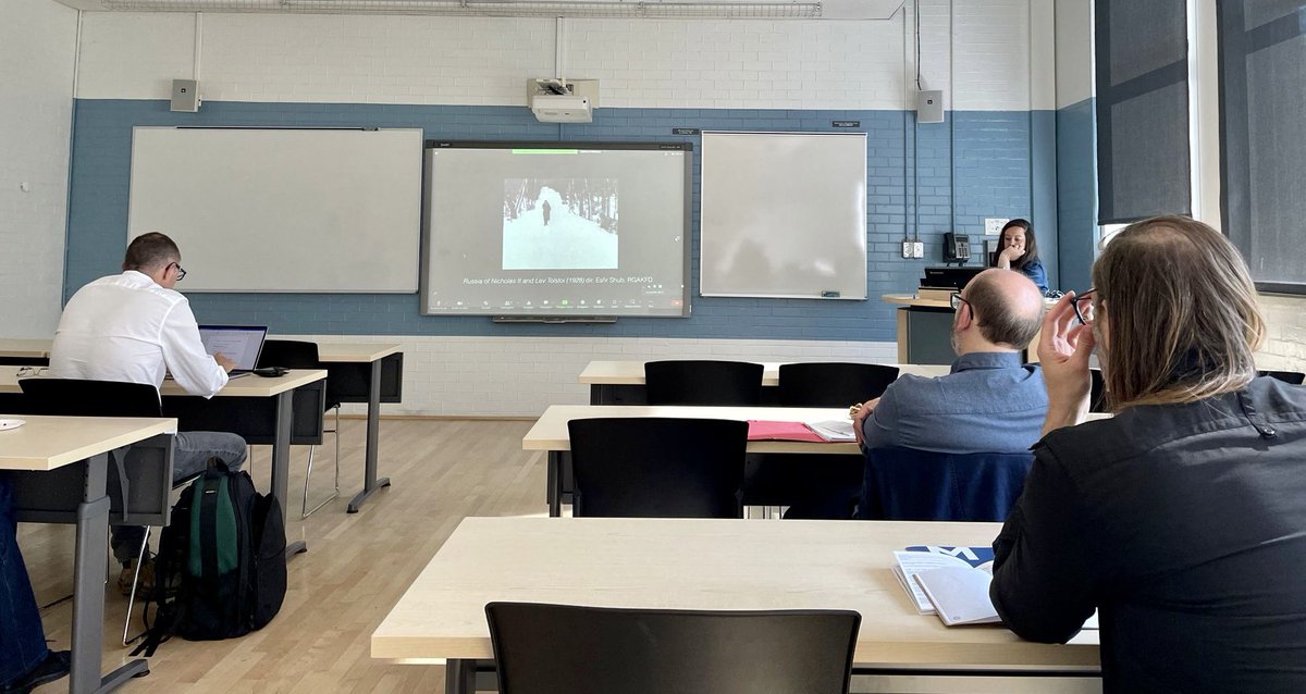 First set of morning panels. Last day!  <a href="/iamhist/">IAMHIST</a> @kathniemeyer <a href="/dotrudel/">Dominique Trudel</a> <a href="/LlewellaChapman/">Dr Llewella Chapman</a> @CelatUqam <a href="/LeCELAT/">CELAT - Centre de recherche Cultures-Arts-Sociétés</a> @antoinedamiens #iamhist2023