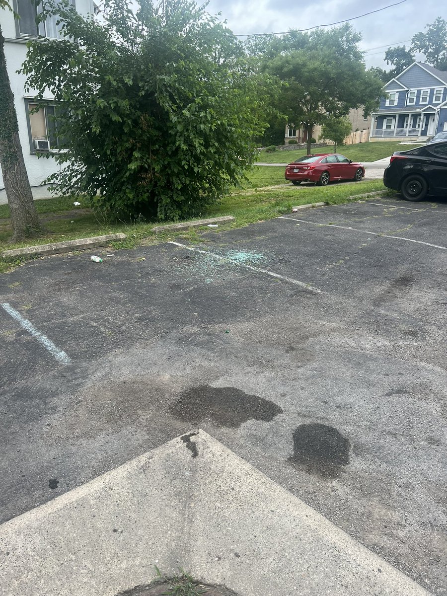 autyelmore's tweet photo. Ya’ll please be on the lookout for a 2017 Hyundai Sonata with license plate no. JHJ 8975. My car was stolen this morning.  @CincyPD https://t.co/xvYfhxYweb