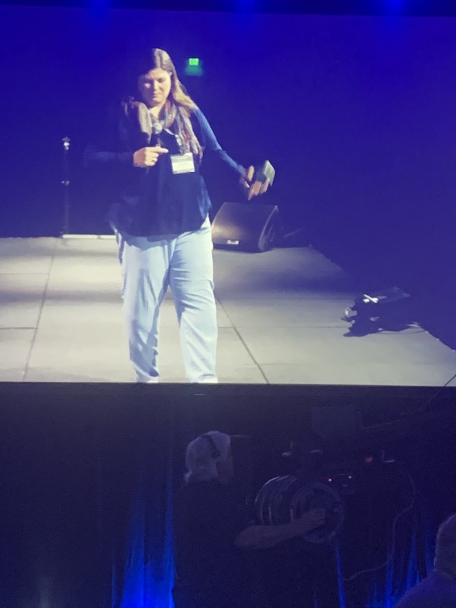 darrynzewalk's tweet photo. I’m having a great time at the PossABLE DDS Statewide training. I got to meet one of my favorite Contemporary Christian Artists Sandi Patty. This has truly been one of the best trainings I’ve ever attended… #BestLifePossABLE https://t.co/RVBCSrwMpi