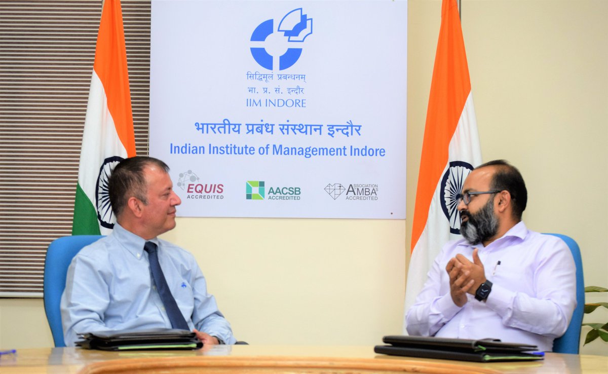 IIM_I's tweet image. &quot;The #research studies conducted by #IIMIndore will offer valuable insights into policy reforms, pollution control, and socio-economic aspects, providing tangible remedial measures for #MPPCB &amp;amp; #MPBDC&quot; - Mr. @chamohtha. (3/4)