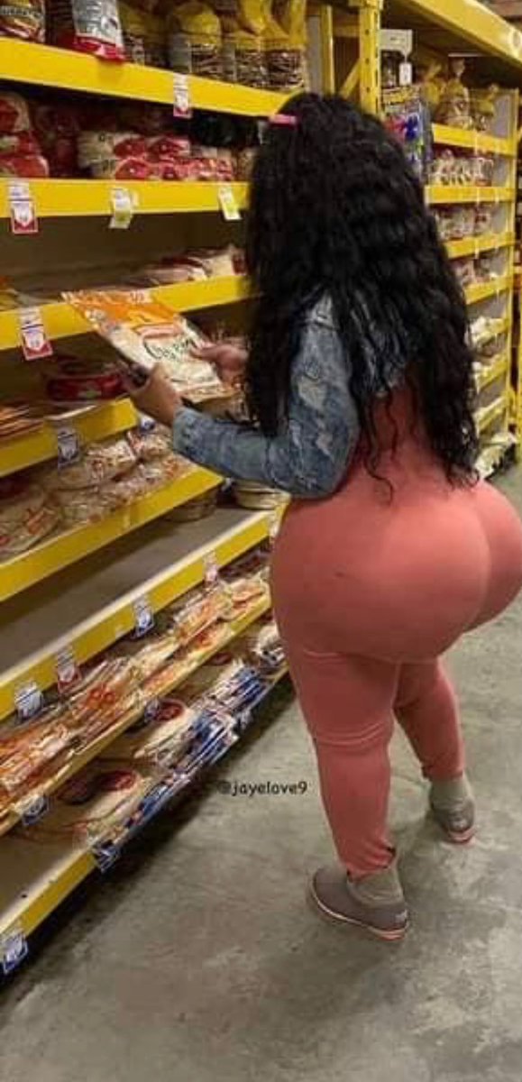 RickeySmiley's tweet photo. Hey y’all Costco got a sale going on. Have a great day🙏🏽🙏🏽😵‍💫😵‍💫🥴 https://t.co/TA8hsgGTag