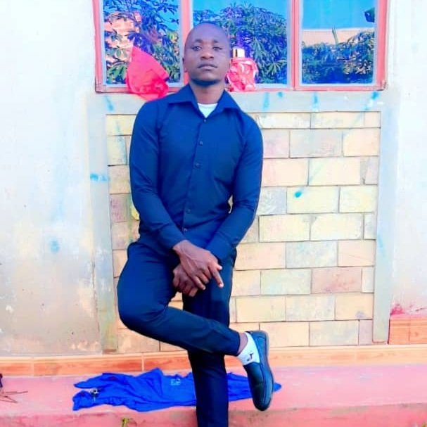 BrianMuwonge10's tweet photo. #NewProfilePic https://t.co/DFLTZj2WWV