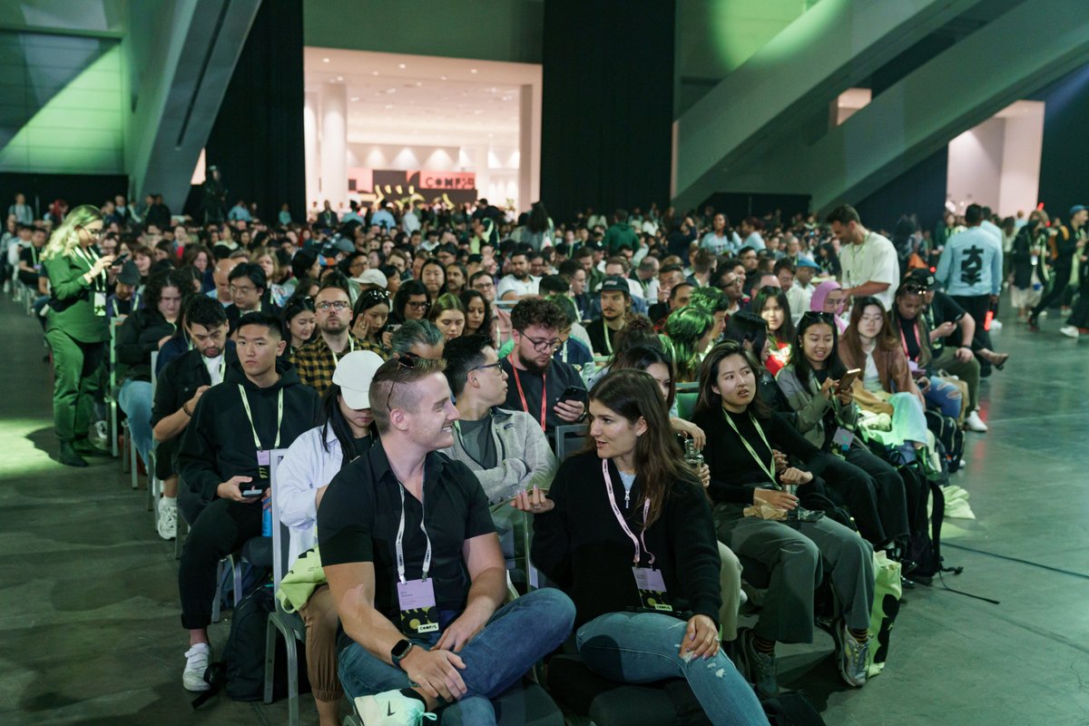 figma's tweet photo. The vibes at #Config2023 are 🔥 https://t.co/oEcH6KKilq
