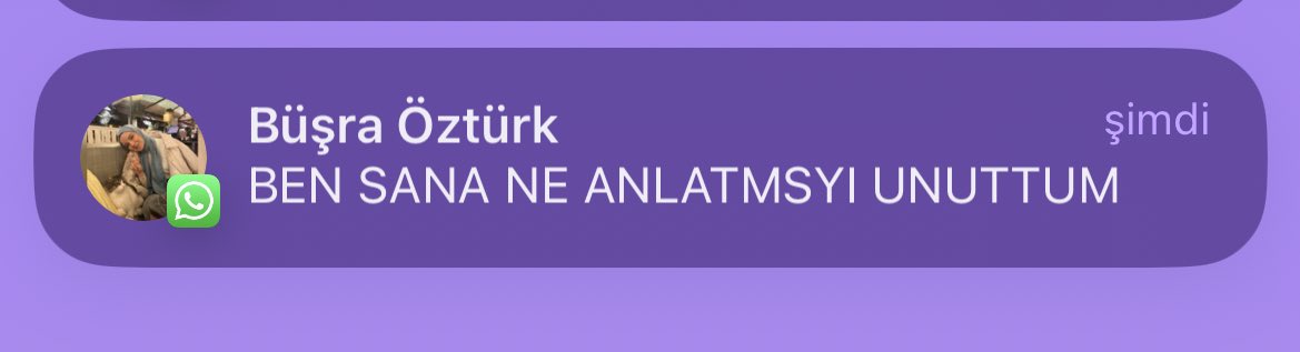 Günde 10 saat birlikte vakit geçirseler bile eve döndükten sonra kızlar: