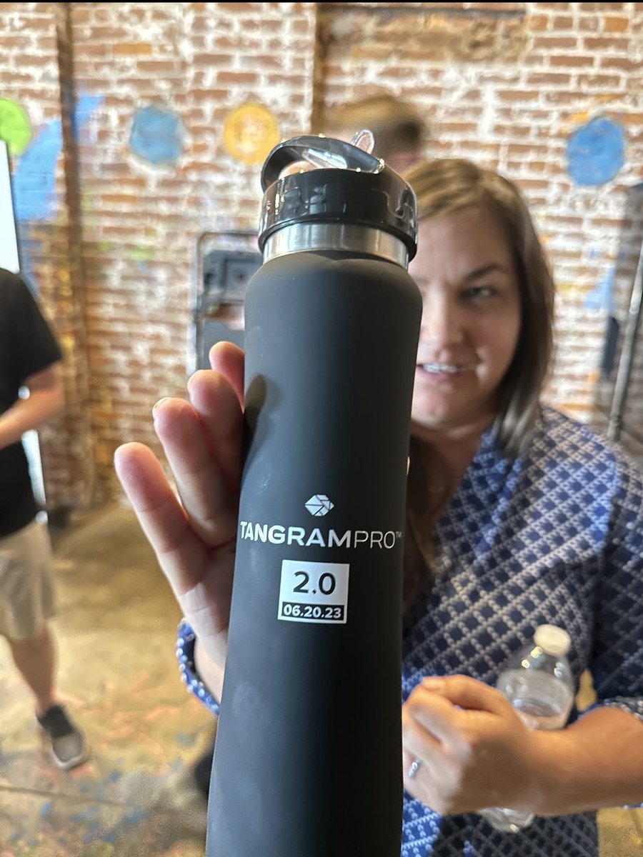 As a company, we love to celebrate our team and our wins. Since this #TacoTuesday 🌮 had a date of June 20th, we decided to add a twist and have a Tangram Pro™ 2.0 launch party 🚀!

>> Tangram Pro™ 2.0 Available Today hubs.li/Q01VwPhV0