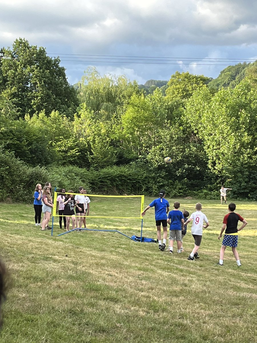 @MatraversSchool South side have enjoyed a really good day today following a rather warm start. We are just settling down after our BBQ with some evening sports.