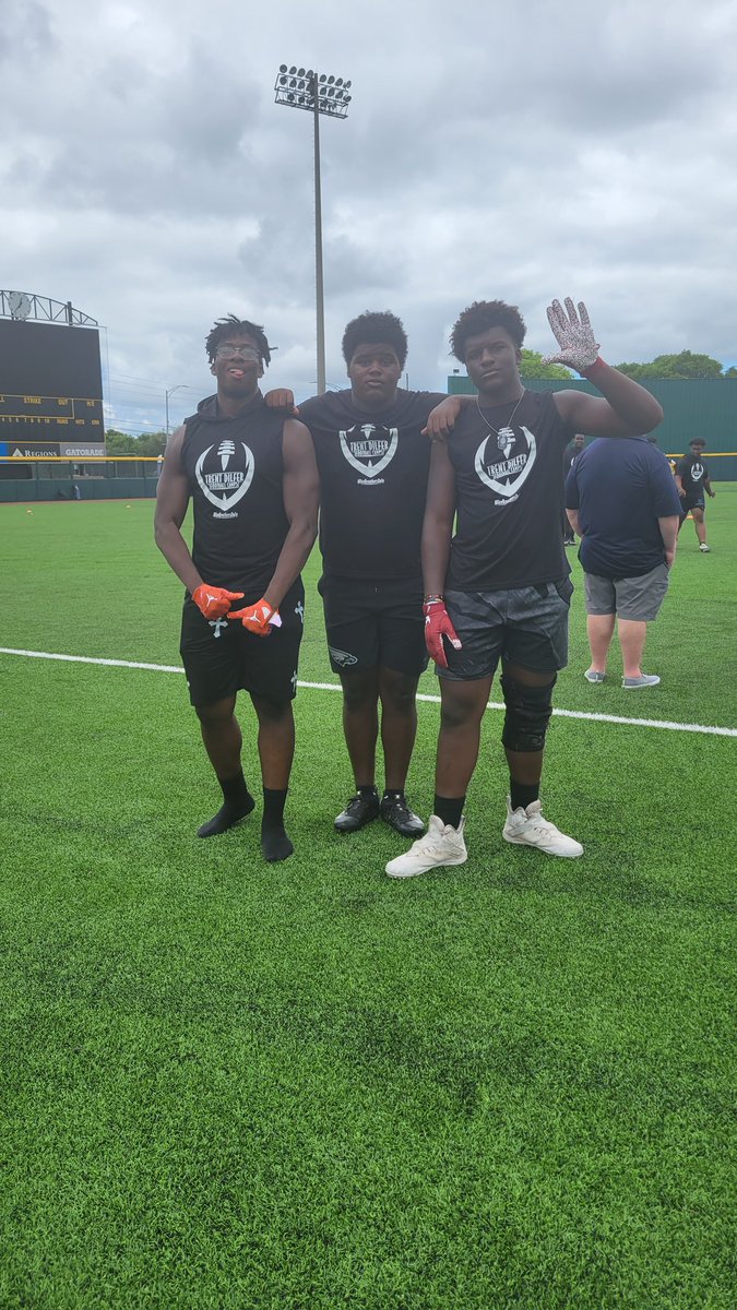 Cameron Daniels C/0 2025 GA (@camdaniels58) on Twitter photo UAB camp with some of my guys. <a href="/kingstonf50/">Kingston Fitzhugh</a> <a href="/legend78man/">Nick igbeare🇳🇬</a> #4thehill #forthehill
<a href="/SwickONE8/">Drew Swick</a> <a href="/CoachBeck56/">CORY BECK 🦅🏈</a> <a href="/coachMMartin54/">Marvin Martin</a> <a href="/CollinsHillFB/">Collins Hill Eagles Football</a> UAB camp with some of my guys. <a href="/kingstonf50/">Kingston Fitzhugh</a> <a href="/legend78man/">Nick igbeare🇳🇬</a> #4thehill #forthehill
<a href="/SwickONE8/">Drew Swick</a> <a href="/CoachBeck56/">CORY BECK 🦅🏈</a> <a href="/coachMMartin54/">Marvin Martin</a> <a href="/CollinsHillFB/">Collins Hill Eagles Football</a>