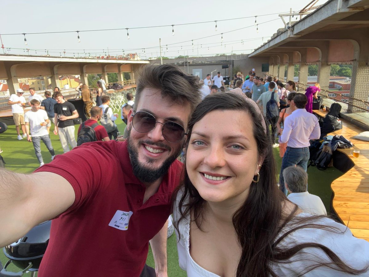 Pii_institut's tweet photo. 📍#BBQ sezóna je tady a my jsme u toho!

👉Náš tým z #Pii včera vyrazil na grilovačku v podání Startup Kitchen na Střechu Radost. Bylo to super, děkujeme za pozvání:)

#startup #event #pitch #podnikani #akce #venturecapital https://t.co/FuFQkqWAcz