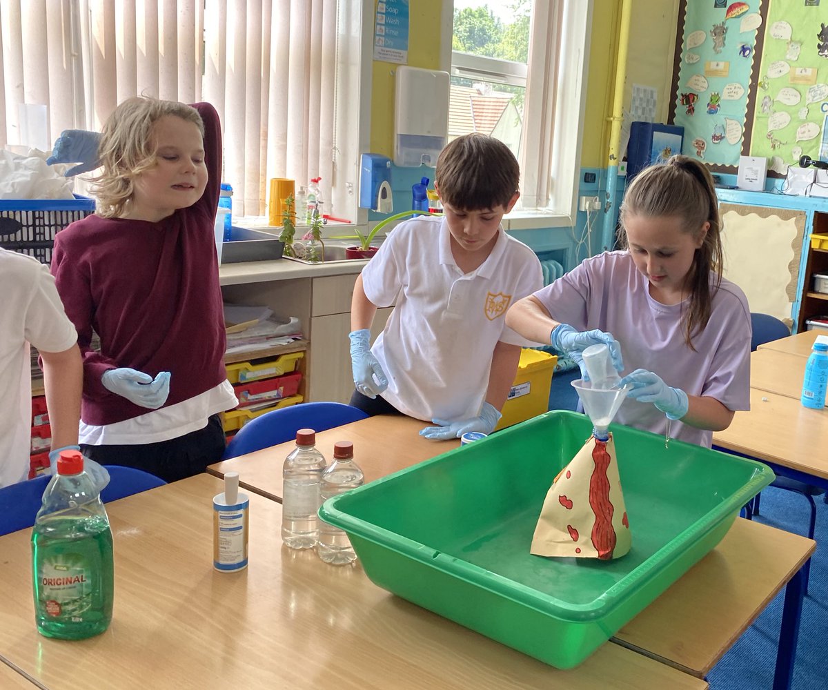 WPS Mrs M tweet media