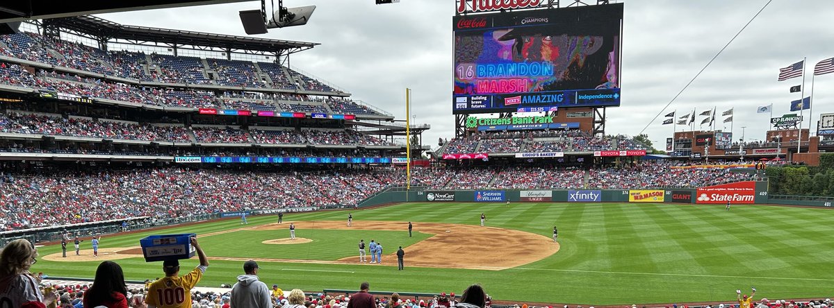 bdevitt55's tweet image. Where’s the Philly Fanatic? #phillyfanaticmia