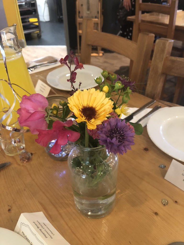 Let the SSPS Prom 2023 begin!