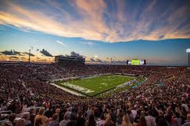 Had a great phone call with @BenLarsonUCF , and I'm blessed to say I have been offered to play for UCF! #AGTG @BHeicklen @Chris_Sailer @N8thinn @Mengel46 @CoachSilvernail @PitLifeCoachP @CarneyCoaching @VGOH_LBCC