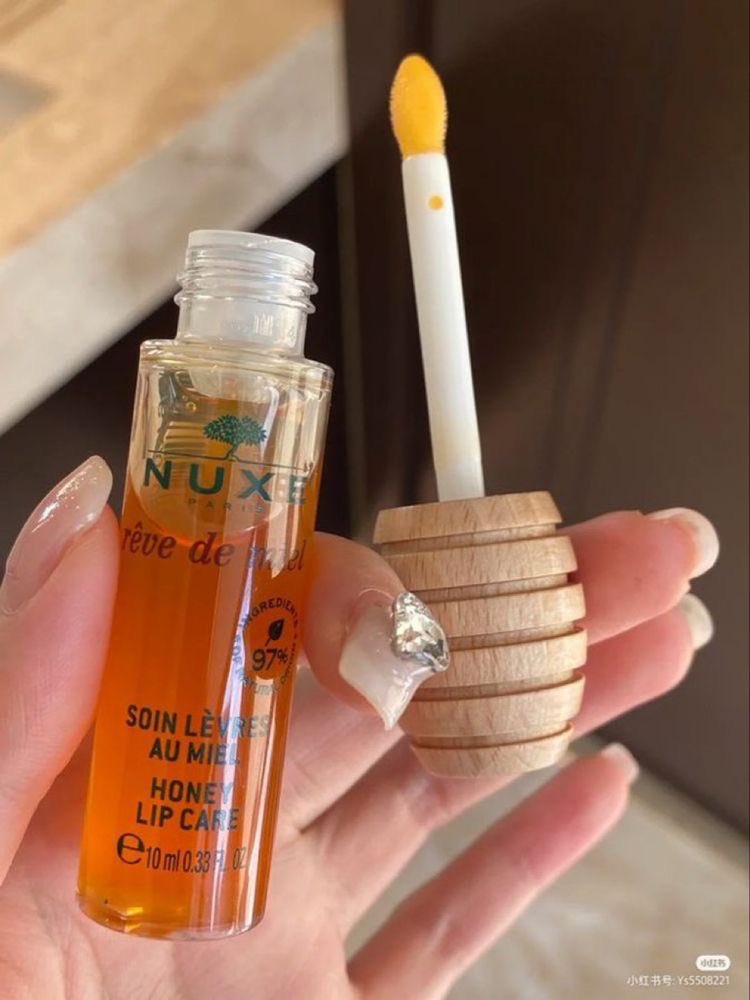 nuxe honey lip care 🍯