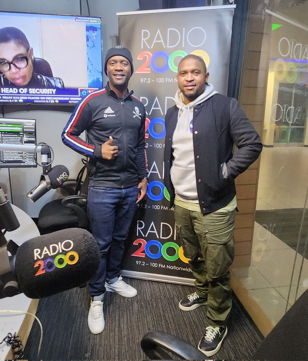 PODCAST:<a href="/RealNtshumayelo/">Thandani Ntshumayelo</a> was on <a href="/Radio2000_ZA/">Radio 2000</a> talking about his decision to retire and what the future holds.He reflects on a career that took him from Heilbron to SSU then Pirates.We were also joined by Coach Godfrey Mosoetsa,Thabo Matlaba and <a href="/Erasmus_95/">Kermit Romeo Erasmus</a> omny.fm/shows/game-on-…