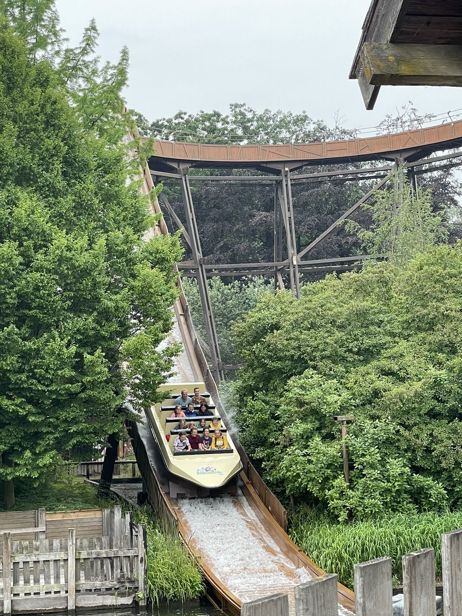 KingsHouseTrips's tweet photo. Bellewaerde Trilogy. Episode I: A New Theme Park. #KHSYear7Belgium #anewhope https://t.co/IiT0X7wpkp