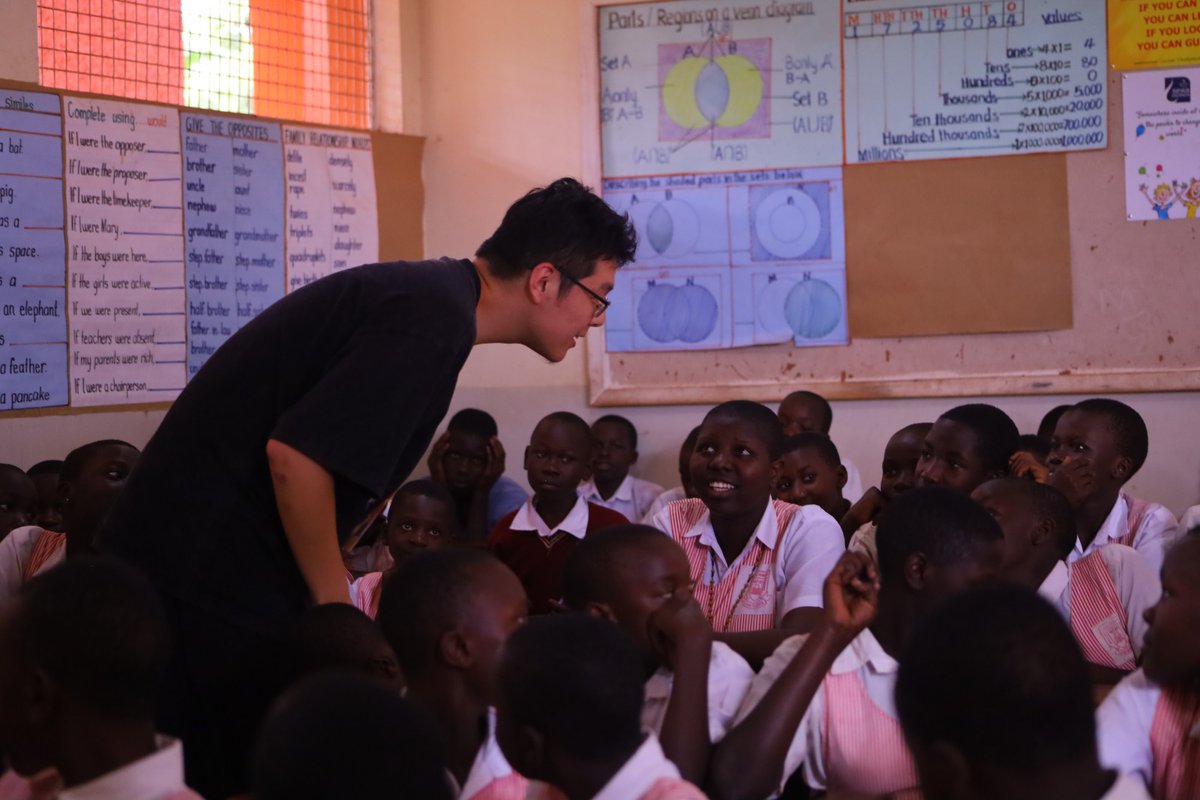 #GrowthandDevelopment_MentalHealth "Conflicts can affect someone's school performance, mental health and increased bullying. We must always solve issues in a friendly manner to improve relations" shared by #Jiang a Chinese intern during a school outreach at Naguru Katali P/S