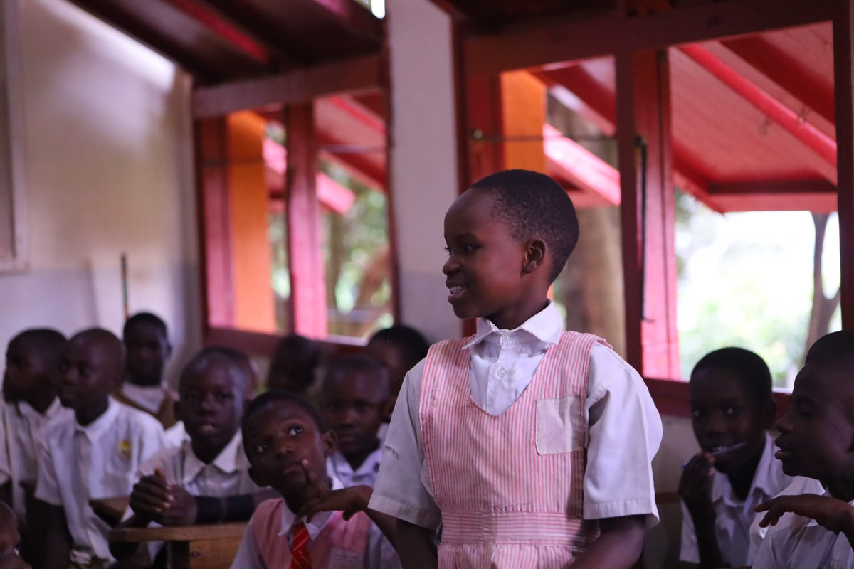 nyhnuganda's tweet photo. #GrowthandDevelopment_MentalHealth "Conflicts can affect someone's school performance, mental health and increased bullying. We must always solve issues in a friendly manner to improve relations" shared by #Jiang a Chinese intern during a school outreach at Naguru Katali P/S https://t.co/lddEUdDm6p