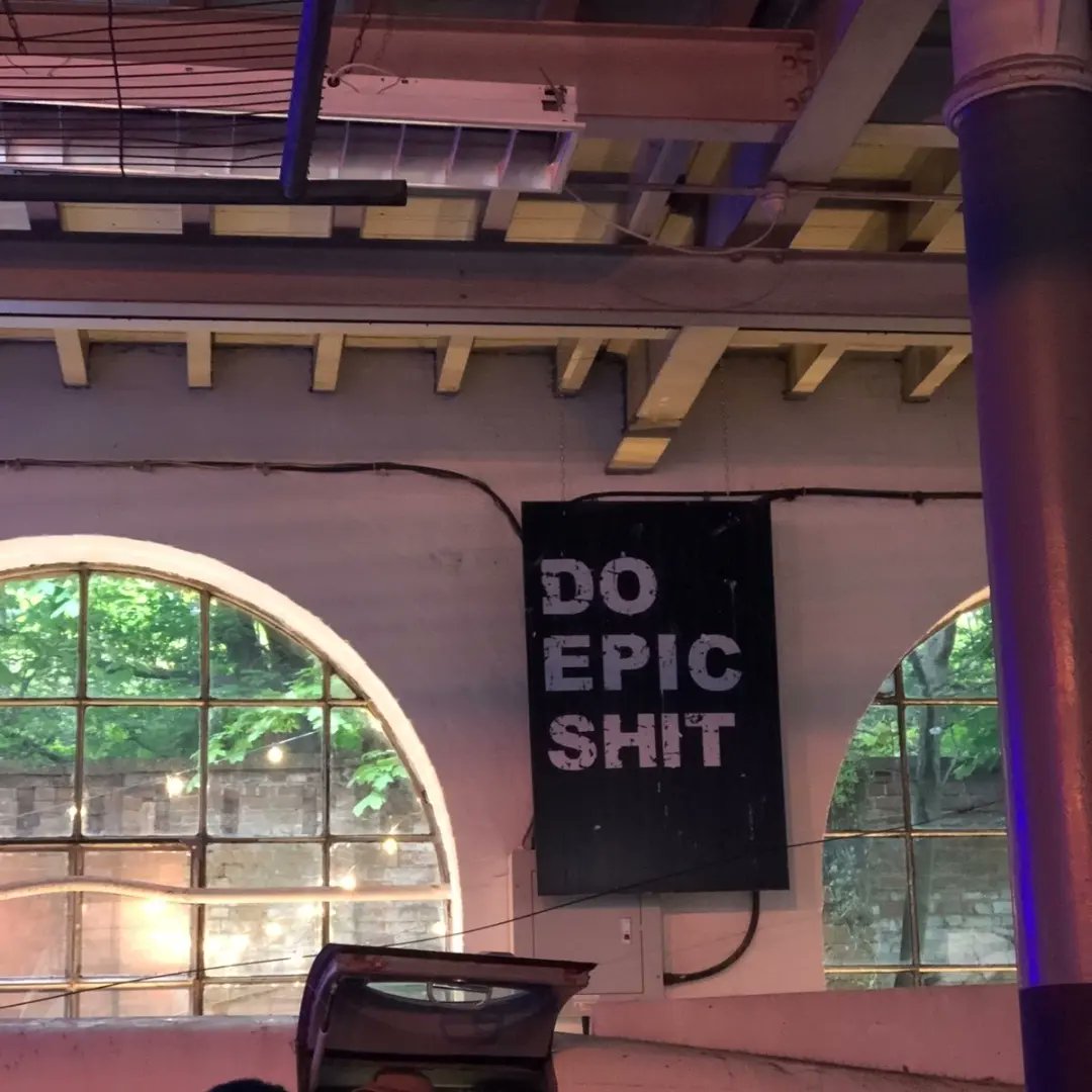 PiosLaras's tweet image. recap/no.2 : Afterwork Designer Drinks UK at Gasoline Juice x @konzept_haus . Thank you Laura Nightingale &amp;amp; Cesar Pieri for having us. 

(Some new cool stuff happening there 😎)

#togetherwedesign #england #cars #designers #bespokedesign #community #automotivedesign #pioslaras