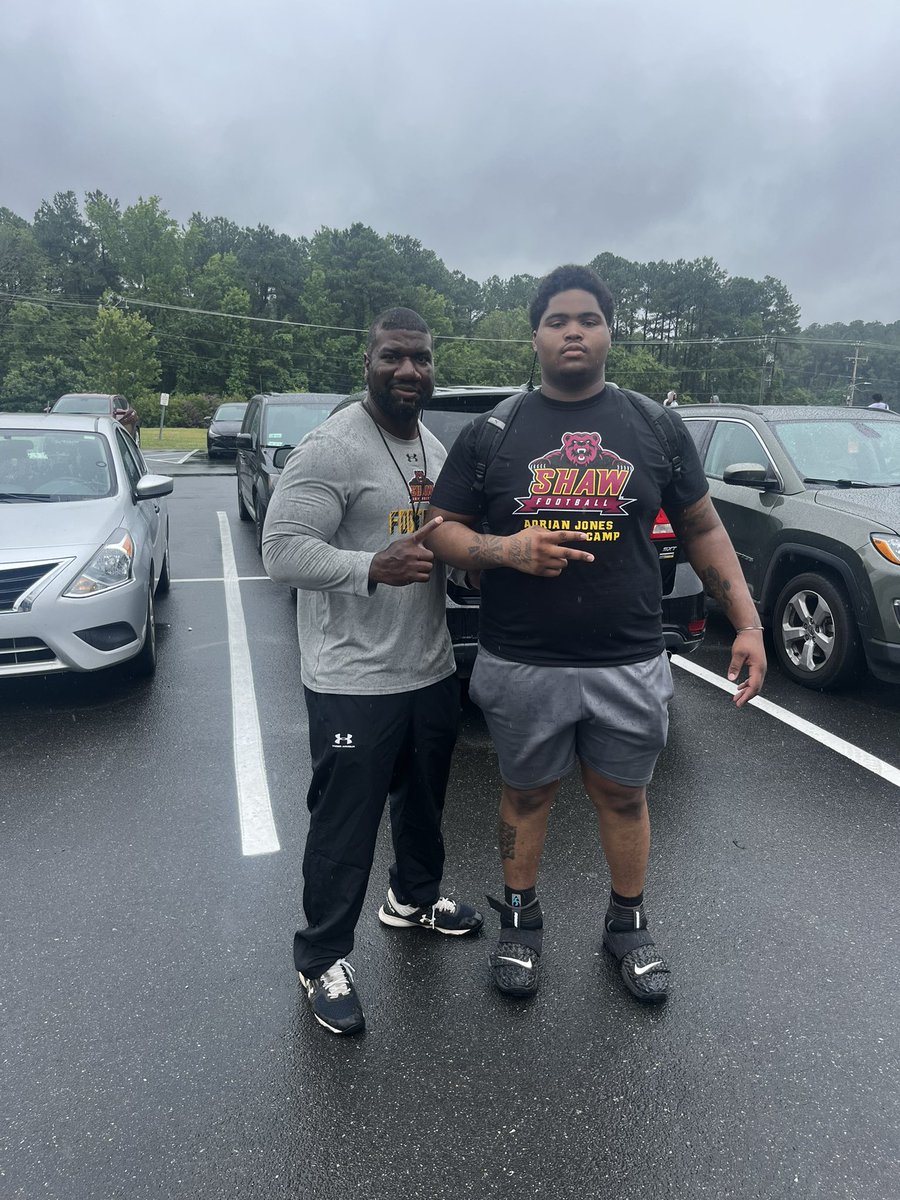 the 77 show tweet media