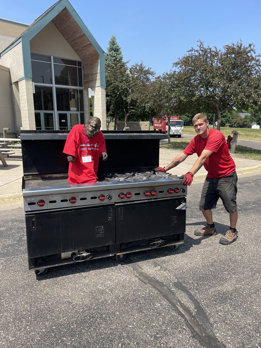 JKMapleGrove's tweet image. I spy…Big Foot😳 Zac picked up our little friend from the I94 West Chamber of Commerce and brought him to a job in Maple Grove. Doesn’t look like he was much help for Zac😂#maplegrove #bigfoot