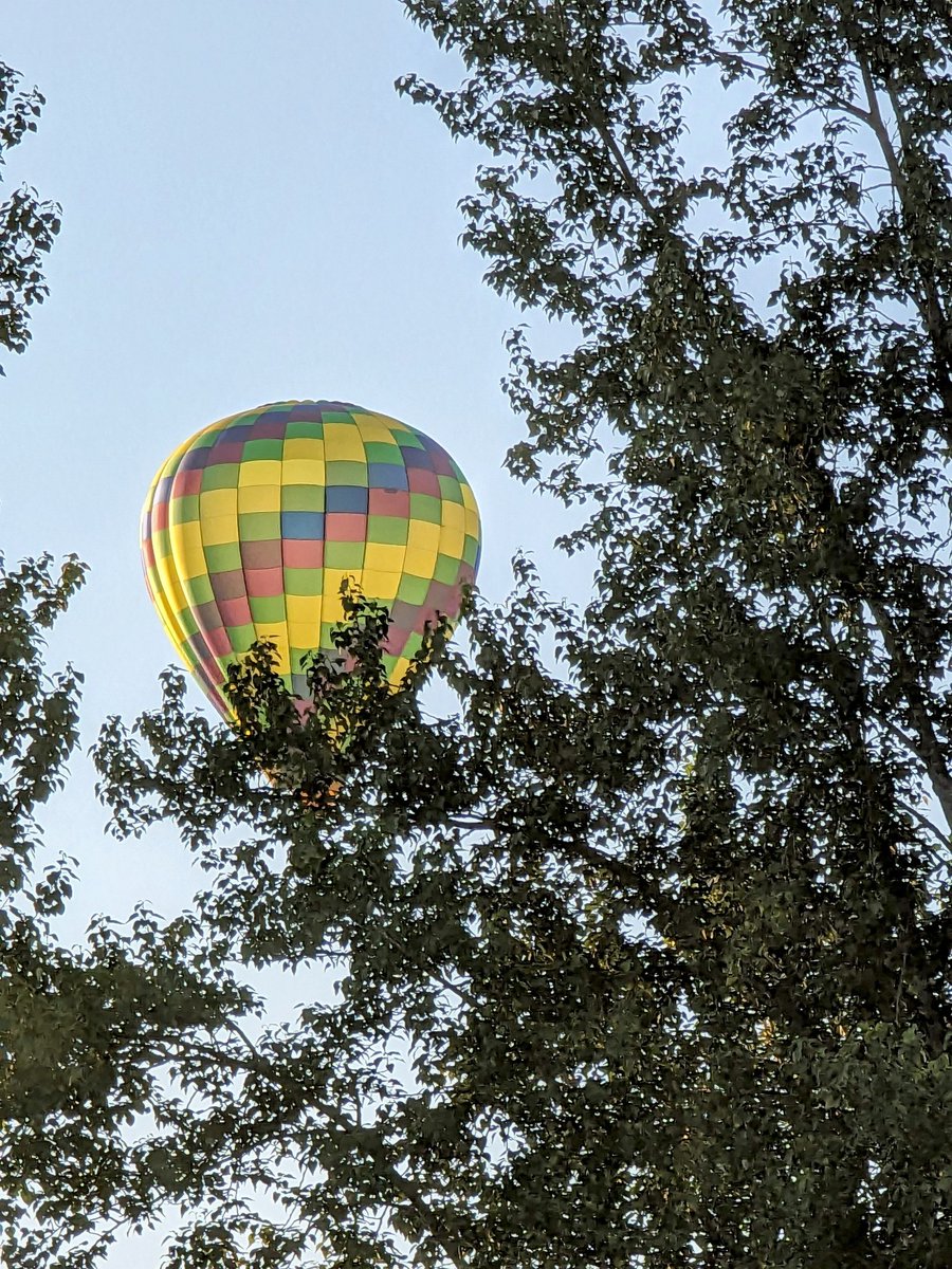 _CuKimber's tweet photo. @mayorlueb We saw a few test flights this morning! https://t.co/WVfY0nE59N