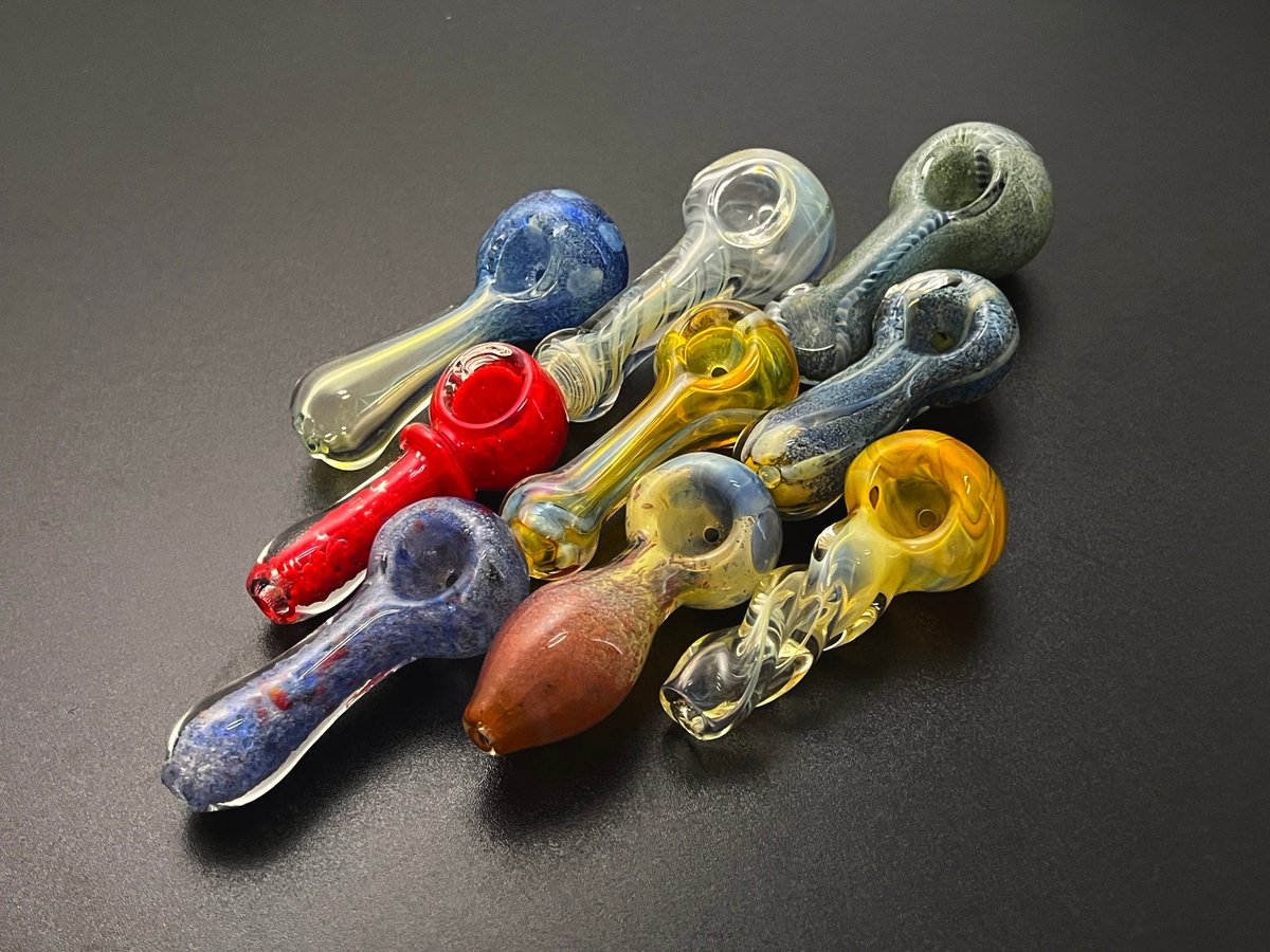 Mystery Glass Pipes Smoking Hand Pipe Glass Handmade Unique Bowl Small Girly Pipe Cheap pipe Beautiful Pipes Gift for Her etsy.me/3CEHKoN #weedpipes #handpipes #pipe #pipes #glasspipe #glasspipes #smokingpipe
