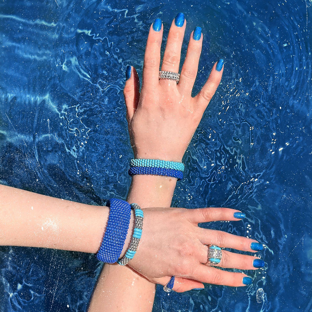 LAGOS_Jewelry's tweet photo. The ultimate poolside palette. #panthere_instyle wears bold Blue Caviar hues. #MyLAGOSMyWay https://t.co/jtJTzgtpwc https://t.co/6tColy7ZtE