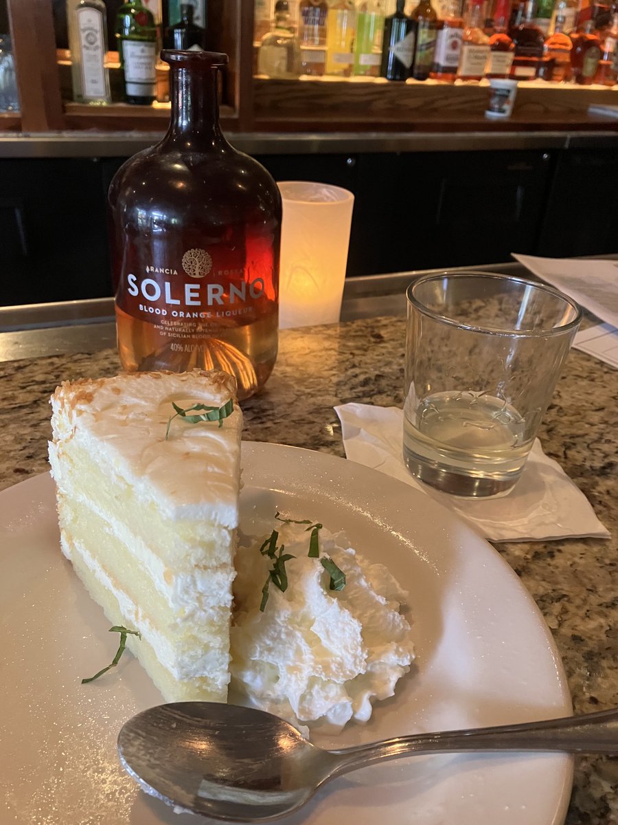 In retirement you can do this kind of thing. After a salad and calamari lunch, my dessert ⁦<a href="/BonefishGrill/">Bonefish Grill</a>⁩ in Orlando was key lime cake and ⁦<a href="/solernoliqueur/">solernoliqueur</a>⁩ Blood Orange. The cake was better.