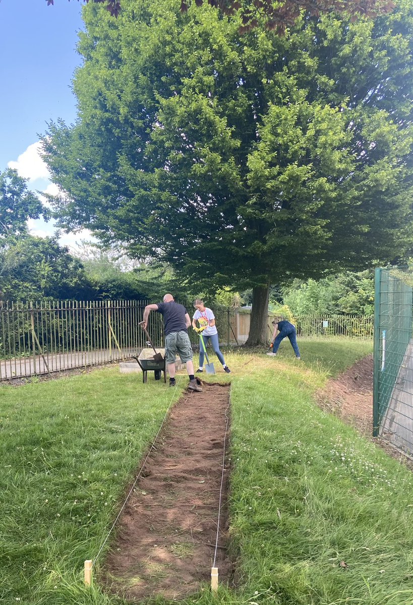 …and we’re off! Community Herb Garden is now in progress 🪴 A huge thank you to our volunteers today, it was hot work, but just look how it’s taking shape already! #DoWhatMattersMost #GreatBigGreenWeek #ItsWhatWeDo