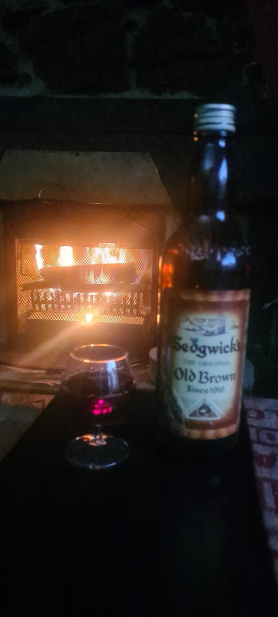 MarkMagic11's tweet photo. Winter evening https://t.co/wqCboBkxF6