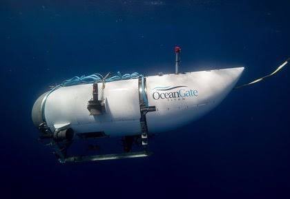 GERARDONAVARR0's tweet photo. #ULTIMAHORA: Fallece tripulación del submarino perdido, David Mearns, experto y amigo del CEO de empresa #OceanGate confirmó a la BBC que los restos hallados en el fondo del mar pertenecen al submarino que había ido a explorar los restos del #Titanic “Identifiqué el marco de aterrizaje y la cubierta trasera", dijo