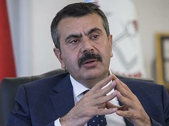 Talat Atilla (@talatatilla) on Twitter photo Değerli sn <a href="/Yusuf__Tekin/">Yusuf Tekin</a> ek 55 bin atanmayan öğretmenlerimize karşı bu çıldırtan sessizlik neden?
Işığı yansa da o evlerde ögretmenlerimiz can çekişiyor.
Aylar önce hayır denseydi, derslerine çalışırlardı. Aksine tamam dendi
Bir evet lütfen <a href="/RTErdogan/">Recep Tayyip Erdoğan</a>
#MebTakvim2022KpssyeMüsait Değerli sn <a href="/Yusuf__Tekin/">Yusuf Tekin</a> ek 55 bin atanmayan öğretmenlerimize karşı bu çıldırtan sessizlik neden?
Işığı yansa da o evlerde ögretmenlerimiz can çekişiyor.
Aylar önce hayır denseydi, derslerine çalışırlardı. Aksine tamam dendi
Bir evet lütfen <a href="/RTErdogan/">Recep Tayyip Erdoğan</a>
#MebTakvim2022KpssyeMüsait