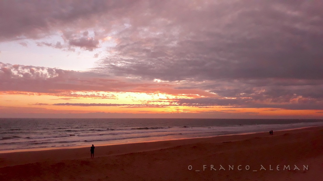 peaceful night! 💫

bonne nuit! ✨

#sweetdreams #BonneNuit #GuteNacht #BuenasNoches #Buonanotte #ocean #twilight