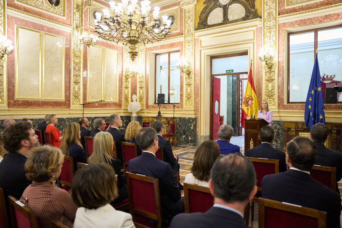 Ana Pastor Julián tweet media