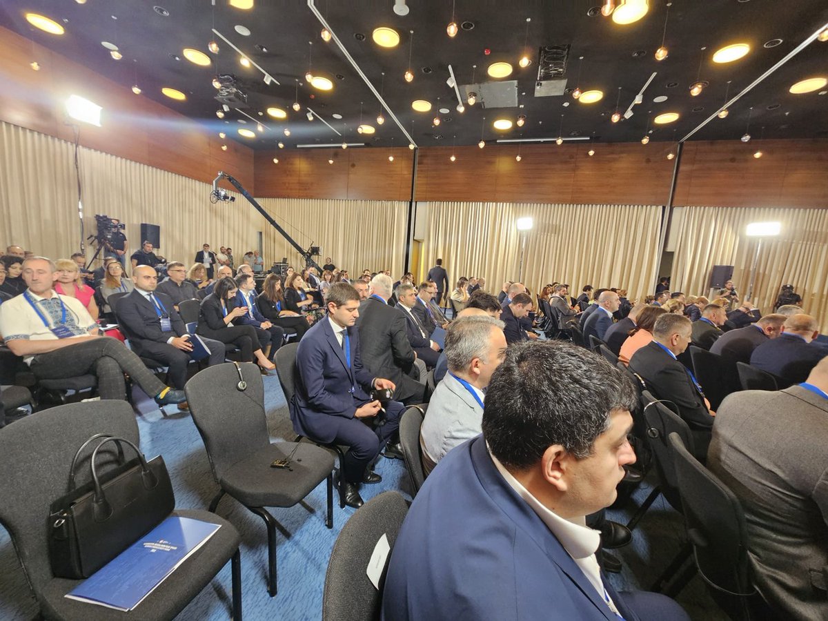 ITUEurope's tweet image. 🌐 Live from #CybersecurityForum in 📍#Georgia as @ITUEurope takes the stage for an insightful panel discussion on &apos;Emerging Technologies and Cybersecurity.’ 

Looking forward to a dynamic discussion with esteemed speakers! 🇬🇪 

#EmergingTech #DigitalSecurity #DigitalResilience