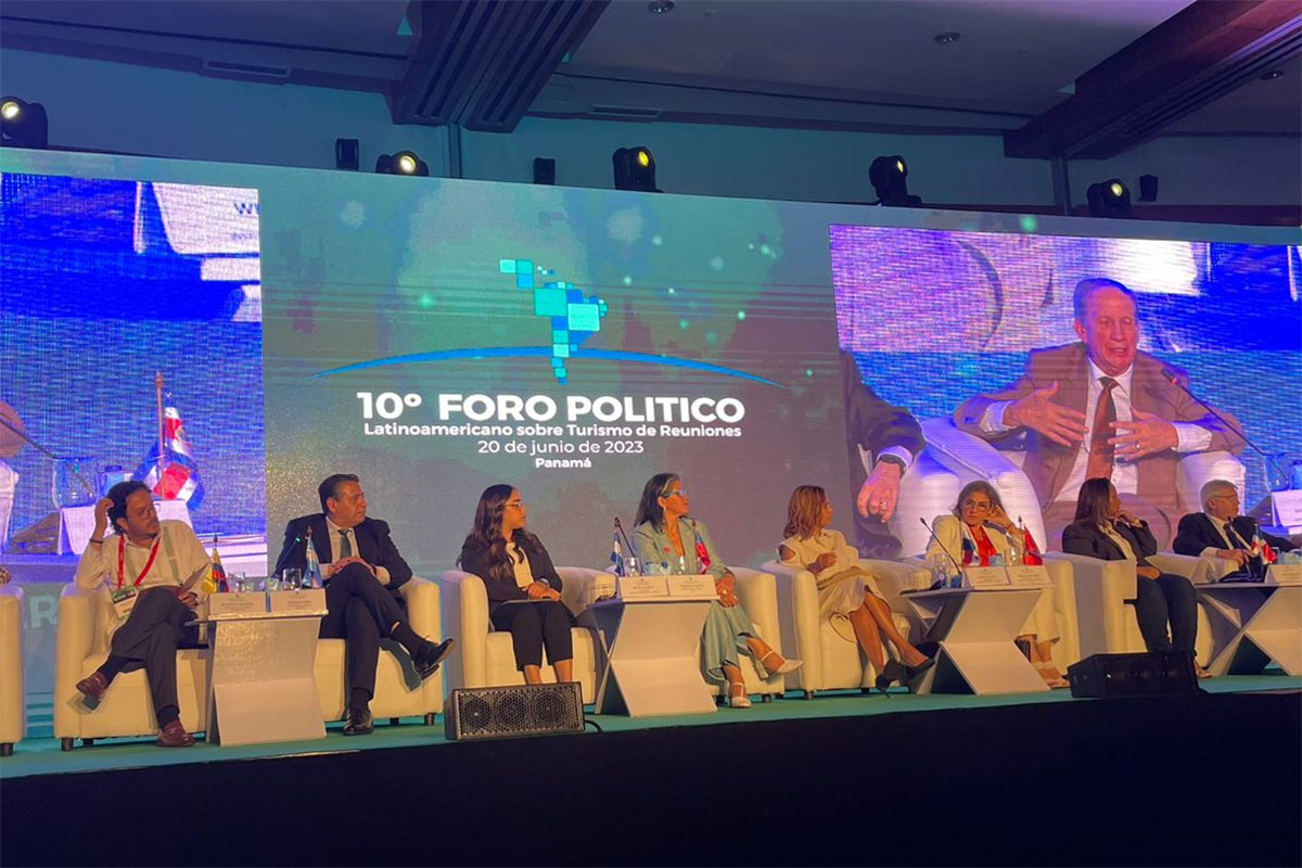 mensajeronline's tweet photo. 🇦🇷#Argentina, presente en #FiExpo2023
➡️A través del #Inprotur, el país está presente en una de las mayores ferias destinadas al MICE; y también fue parte del 10.° Foro Político Latinoamericano sobre Turismo de Reuniones.
Leé la nota:
https://t.co/QRo9rnTy5r https://t.co/yuLGdBSbQs