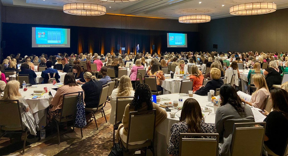 CREW_Network's tweet photo. Good morning from #OKC! The #crewsummit opened with Take Flight training by Merrick Rosenberg, and attendees took a deep dive into their personal #leadership styles. Which bird are you? #crewomen #leadershiptraining https://t.co/Cmm8yH6wBN