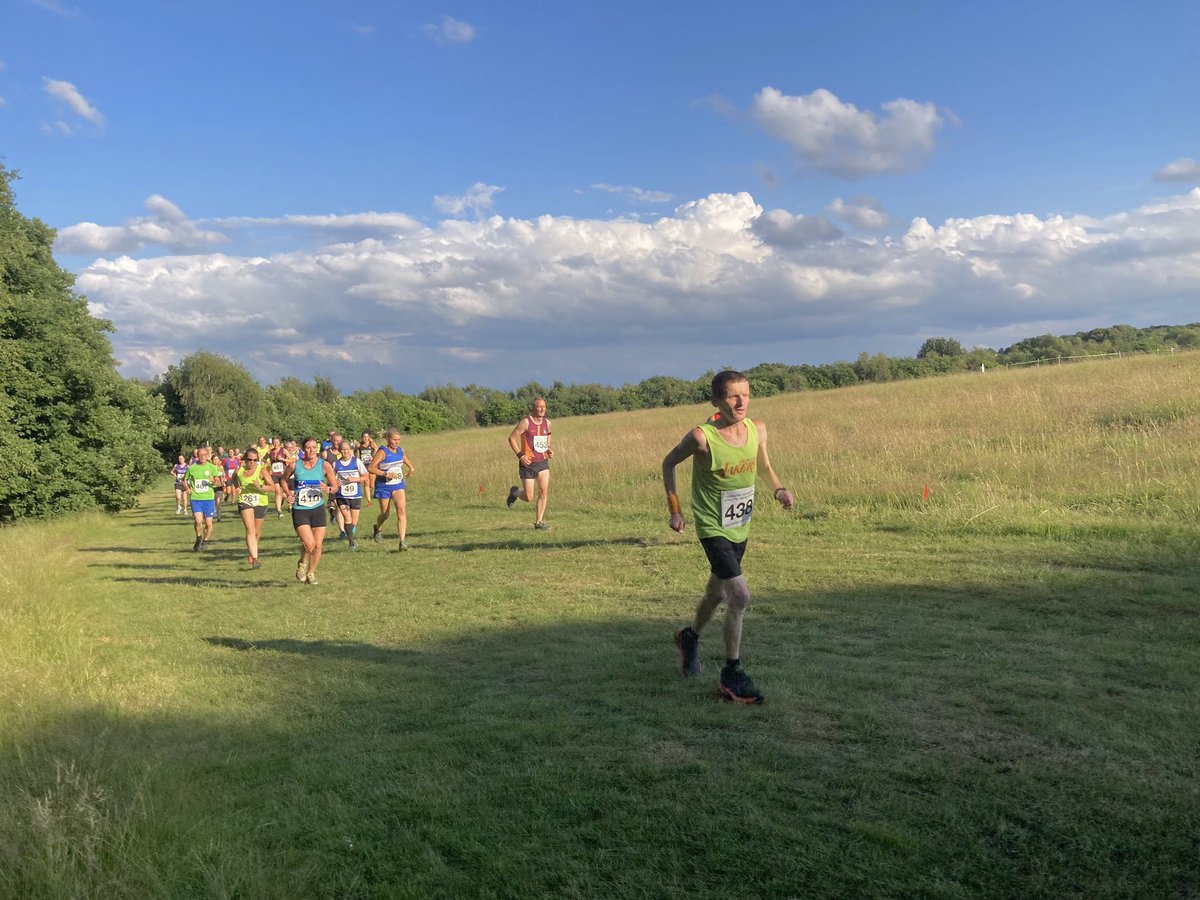 KeefJohnstone's tweet image. Massive thanks to all at my club #SouthLeedsLakers for a brilliant Yorkshire Vets race at Middleton Park ystrday.
The course was beautiful &amp;amp; challenging. My finish time of 40:43 was 2 SEC faster than last year. 😊
Huge thanks to the awesome marshals
@YVAA_plus35s @SthLeedsLakers