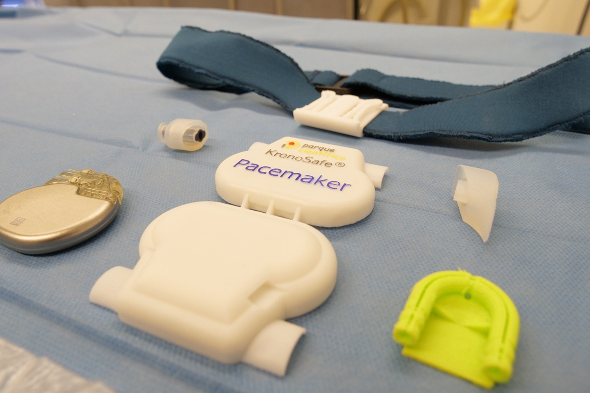 Una beca de 20.000 € para estudiar la efectividad del dispositivo KronoSafe desarrollado por <a href="/MedicalIcu/">ICU Medical Technologies</a> buff.ly/44frmqe 

Entre los beneficios esperados destacan la reducción de complicaciones, la disminución del tiempo de estancia en la UCI y la rehabilitación precoz.