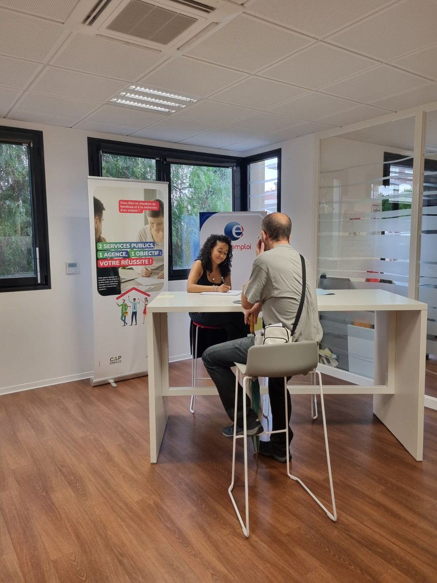 Les jeudis de l'Intérim c'est tous les jeudis à @poleemploi_VAR #Draguignan.
Aujourd'hui Samsic était présent et propose déjà une mission à Flayosc 👍 <a href="/asgonelle/">Gonelle Anne-Sophie</a>