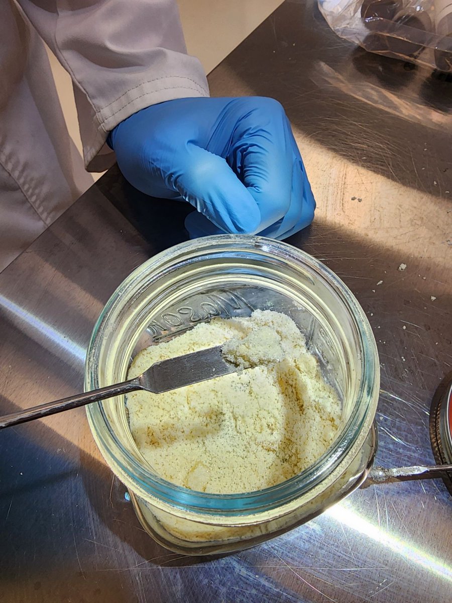 Indigrowmi's tweet photo. Get ready to shine bright like a diamond with THC diamonds! π β¨ Stay tuned for more updates on our R&D. #thcdiamonds #microdifference #wecannacare #smokelocal #ditchthedispensary #craftcultivation #youdeserveit #muskegonmade #muskegonproud https://t.co/MRyzVljLTa