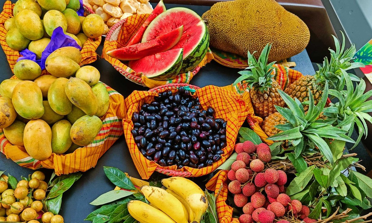 WPDevTeam's tweet image. 🥳 Celebrating Summer Fruit Fest 2023!

WPDeveloper organised a week-long summer fruit fest with a HUGE variety of delicious seasonal fruits; the entire team had an amazing week filled with sweet &amp;amp; savoury fresh summer delights! 🥭🍍

#LifeAtWPDeveloper #FruitFest