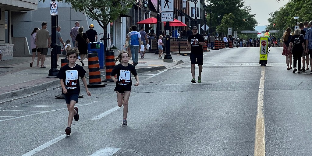 RadiusChild_Yth's tweet photo. The Moon in June Road Race was a huge success!
Thank you to everyone who participated, sponsored, volunteered and donated! Special thanks to Greg Pace of Pace Performance and the dedicated organizing committee.
Photo Credit: Rupi Panaich
#MiJ #MiJ2023 #MoonInJune #RunForRadius https://t.co/GcB7jZ0I4c