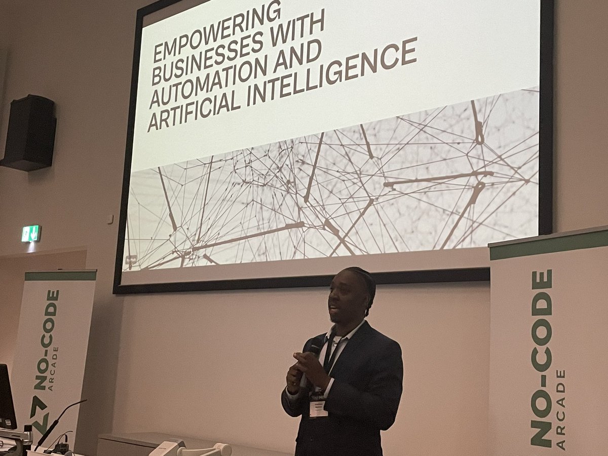 nocodenortheast's tweet image. After a quick break and chance to mingle we are back with our next speaker @dominiconorton exploring how to empower businesses with automation and AI.

#NoCodeArcade #TechNExt23
