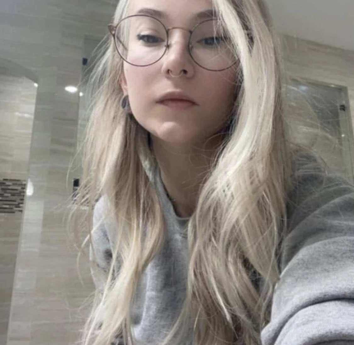 bella_fun11's tweet photo. PRETTY🥵❤️‍🩹 https://t.co/DX9pP6D42z