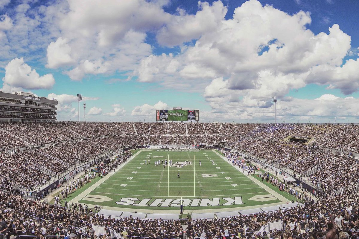 JoeBowman_17's tweet photo. Thankful to receive an offer to kick and punt for UCF.  Thank you @BenLarsonUCF for the opportunity. 

@CarneyCoaching @SBCCFootball https://t.co/MqCdiy66FI