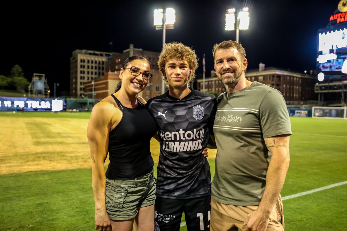 Memphis901FC's tweet photo. At 15 years and 149 days old, Hernando's own Calvin Harrison became the youngest Beale St. Boy ever in his pro debut last night!

Let's go Calvin!

#DefendMemphis https://t.co/9365WOid2P